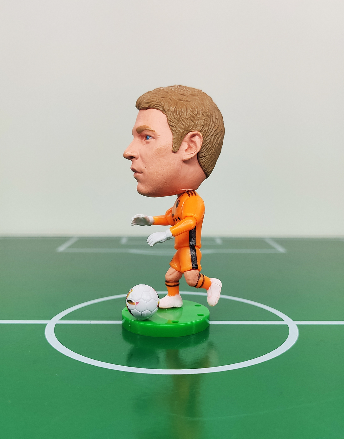 Фигурка Manuel Neuer в форме Bayern Munich (6,5 см) Фигурка вратаря Нойер в форме Bayern Munich